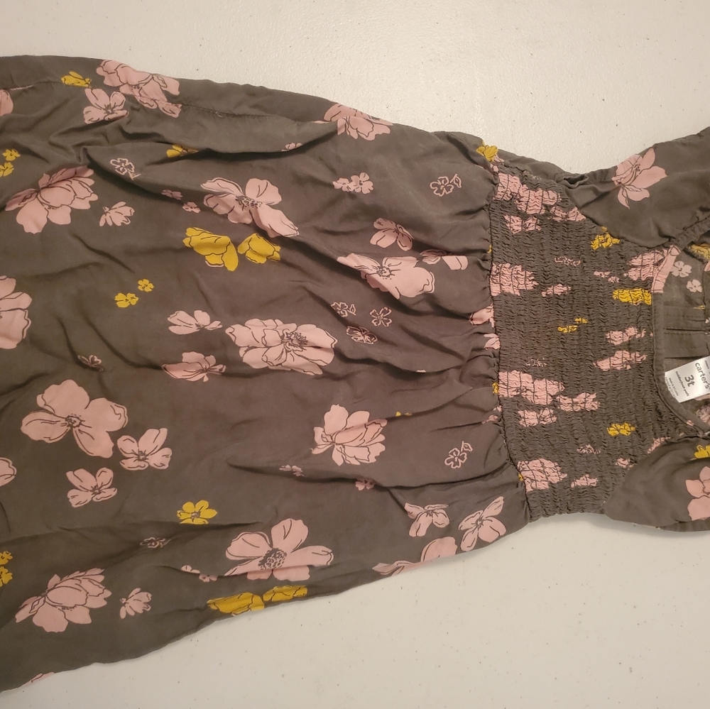 Girl's casual dress size 3T green/pink